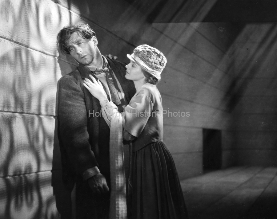 Janet Gaynor 1927 2 Sunrise F.W. Murnau Fox Studios wm.jpg